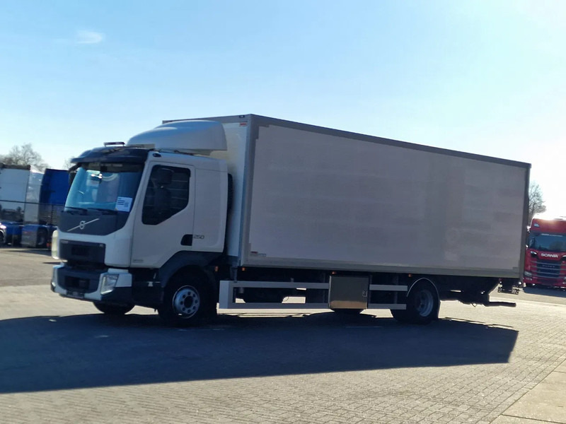 Volvo FL 250 4x2 Box truck, loading lift, 12T - Box truck: picture 3 Volvo FL 250 4x2 Box truck, loading lift, 12T - Box truck: picture 3