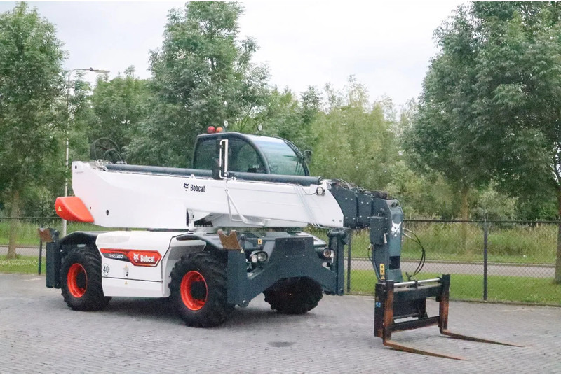 Bobcat TR 50.250 | JIB WINCH | FORKS | ELECTRICALLY OPERABLE 380V - Telescopic handler: picture 5 Bobcat TR 50.250 | JIB WINCH | FORKS | ELECTRICALLY OPERABLE 380V - Telescopic handler: picture 5
