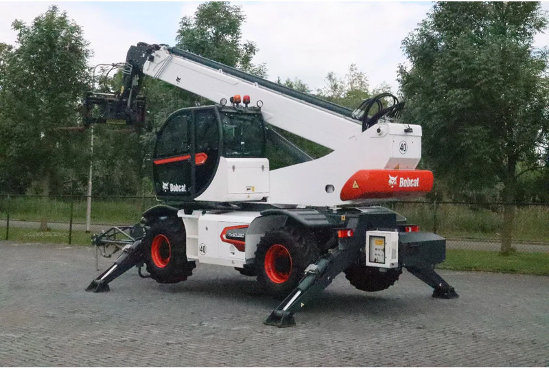 Bobcat TR 50.250 | JIB WINCH | FORKS | ELECTRICALLY OPERABLE 380V - Telescopic handler: picture 3 Bobcat TR 50.250 | JIB WINCH | FORKS | ELECTRICALLY OPERABLE 380V - Telescopic handler: picture 3