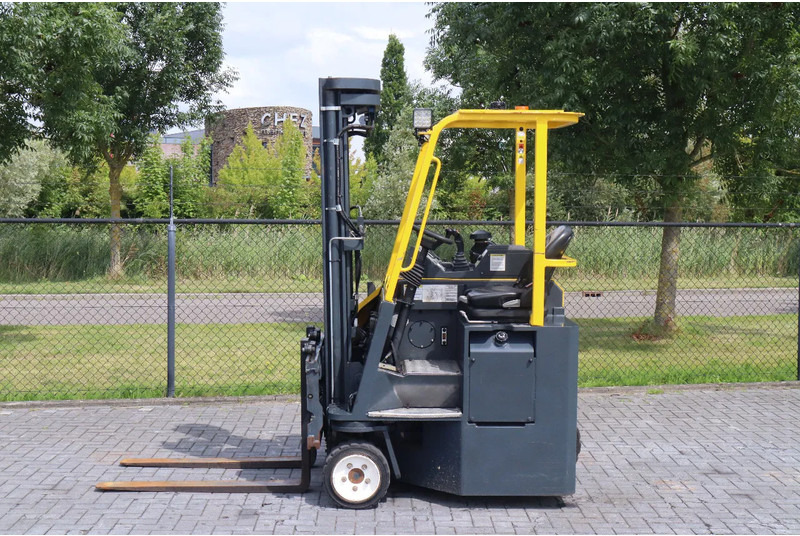 Combilift CB3000 | 2.5 TON | 6 METER | TRIPLEX | SIDESHIFT - 4-way reach truck: picture 1 Combilift CB3000 | 2.5 TON | 6 METER | TRIPLEX | SIDESHIFT - 4-way reach truck: picture 1