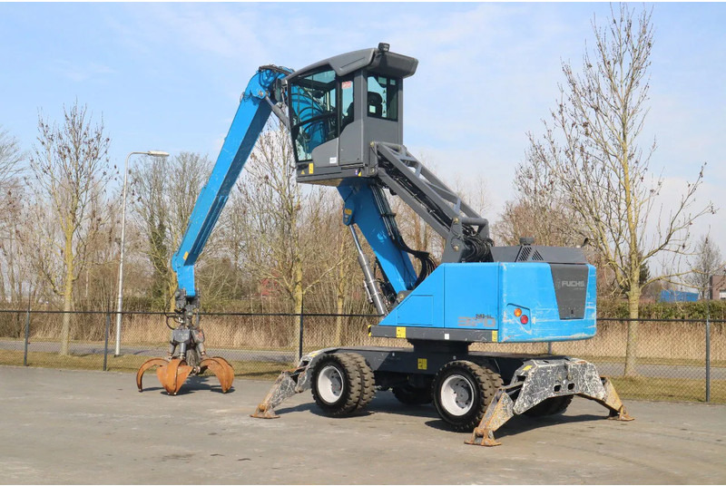 Fuchs MHL 320 | PEEL GRAB | UMSCHLAG | GOOD TIRES - Waste/ Industry handler: picture 3 Fuchs MHL 320 | PEEL GRAB | UMSCHLAG | GOOD TIRES - Waste/ Industry handler: picture 3