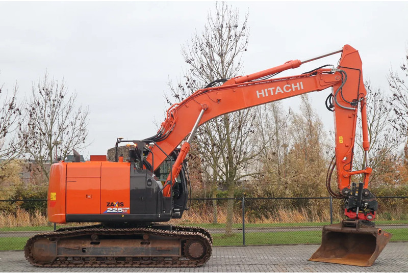 Hitachi ZX225 USRLC-6 | ROTOTILT | 3X BUCKET | TOPCON 3D MC GPS - Crawler excavator: picture 4 Hitachi ZX225 USRLC-6 | ROTOTILT | 3X BUCKET | TOPCON 3D MC GPS - Crawler excavator: picture 4