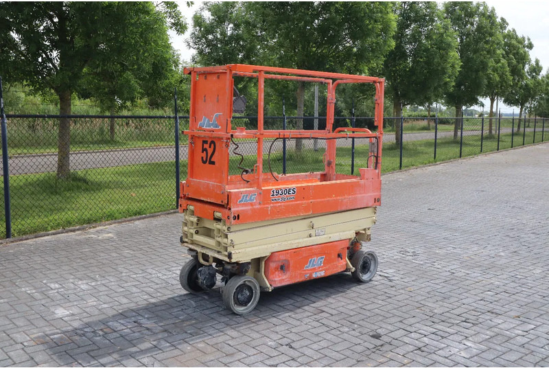 JLG 1930 ES | 7.7 METER | 230 KG - Scissor lift: picture 3 JLG 1930 ES | 7.7 METER | 230 KG - Scissor lift: picture 3
