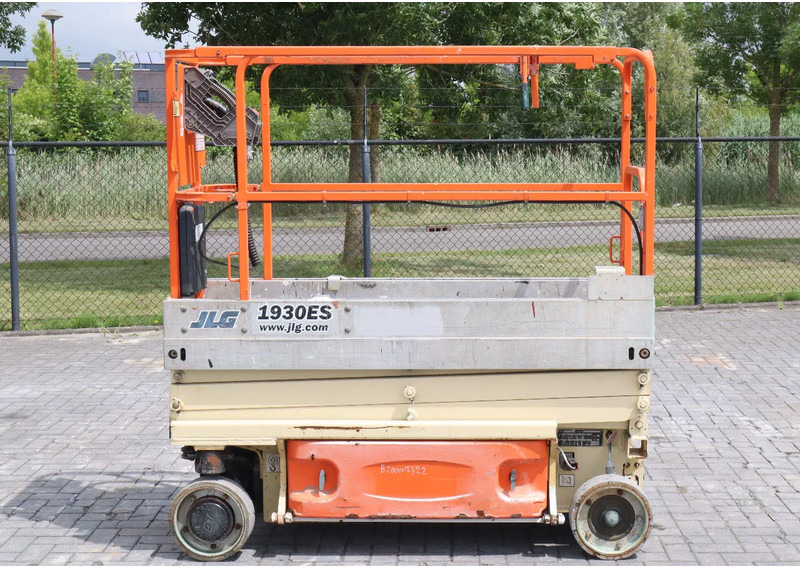 JLG 1930 ES | 7.7 METER | 230 KG - Scissor lift: picture 1 JLG 1930 ES | 7.7 METER | 230 KG - Scissor lift: picture 1