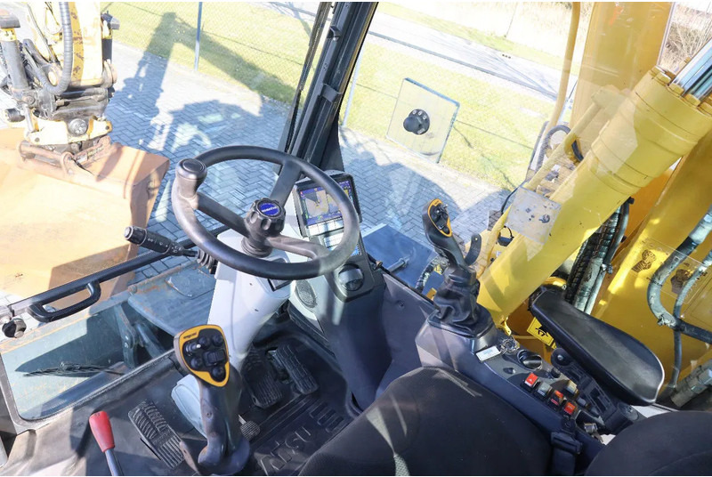Komatsu PW160-11 | ENGCON TILTROTATOR | BUCKET | TRAILER HYDR. on lease Komatsu PW160-11 | ENGCON TILTROTATOR | BUCKET | TRAILER HYDR.: picture 17