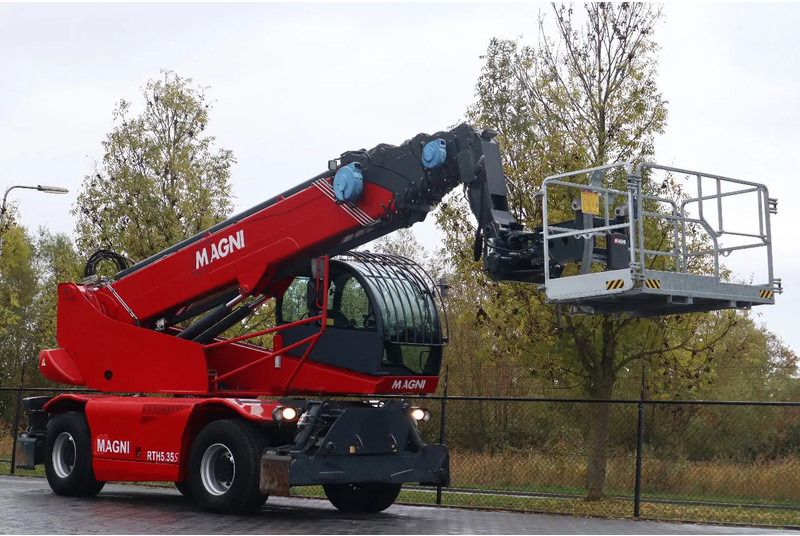 MAGNI RTH 5.35 S-M/C | WORKING PLATFORM | REMOTE | GOOD CONDITION - Telescopic handler: picture 5 MAGNI RTH 5.35 S-M/C | WORKING PLATFORM | REMOTE | GOOD CONDITION - Telescopic handler: picture 5