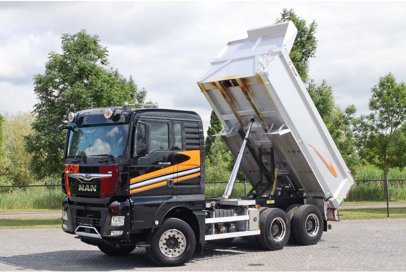 MAN TGX 26.580 | BIG AXLES | RETARDER | EURO 6 - Tipper: picture 1 MAN TGX 26.580 | BIG AXLES | RETARDER | EURO 6 - Tipper: picture 1