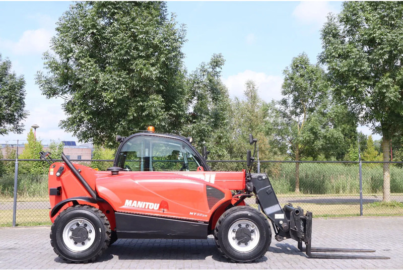 Manitou MT625 H EASY | FORKS | GOOD CONDITION - Telescopic handler: picture 4 Manitou MT625 H EASY | FORKS | GOOD CONDITION - Telescopic handler: picture 4