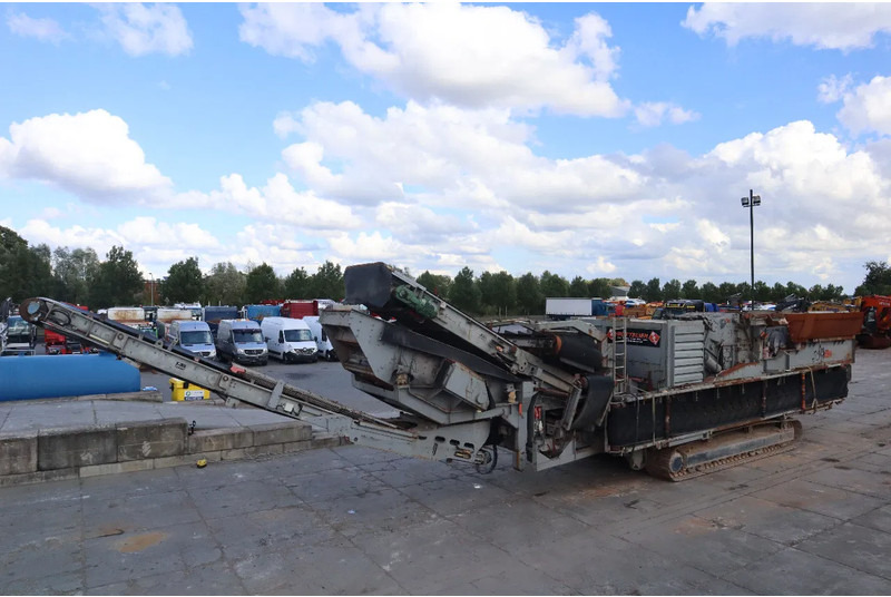 SBM REMAX 1218 E/D | REMOTE | CRUSHER | INCL. PARTS CONTAINER - Mobile crusher: picture 3 SBM REMAX 1218 E/D | REMOTE | CRUSHER | INCL. PARTS CONTAINER - Mobile crusher: picture 3