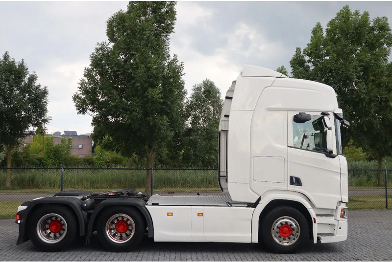 Scania R580 V8 NGS | 6X4 | RETARDER | HYDRAULICS | 66 TON | EURO 6 - Tractor unit: picture 3 Scania R580 V8 NGS | 6X4 | RETARDER | HYDRAULICS | 66 TON | EURO 6 - Tractor unit: picture 3