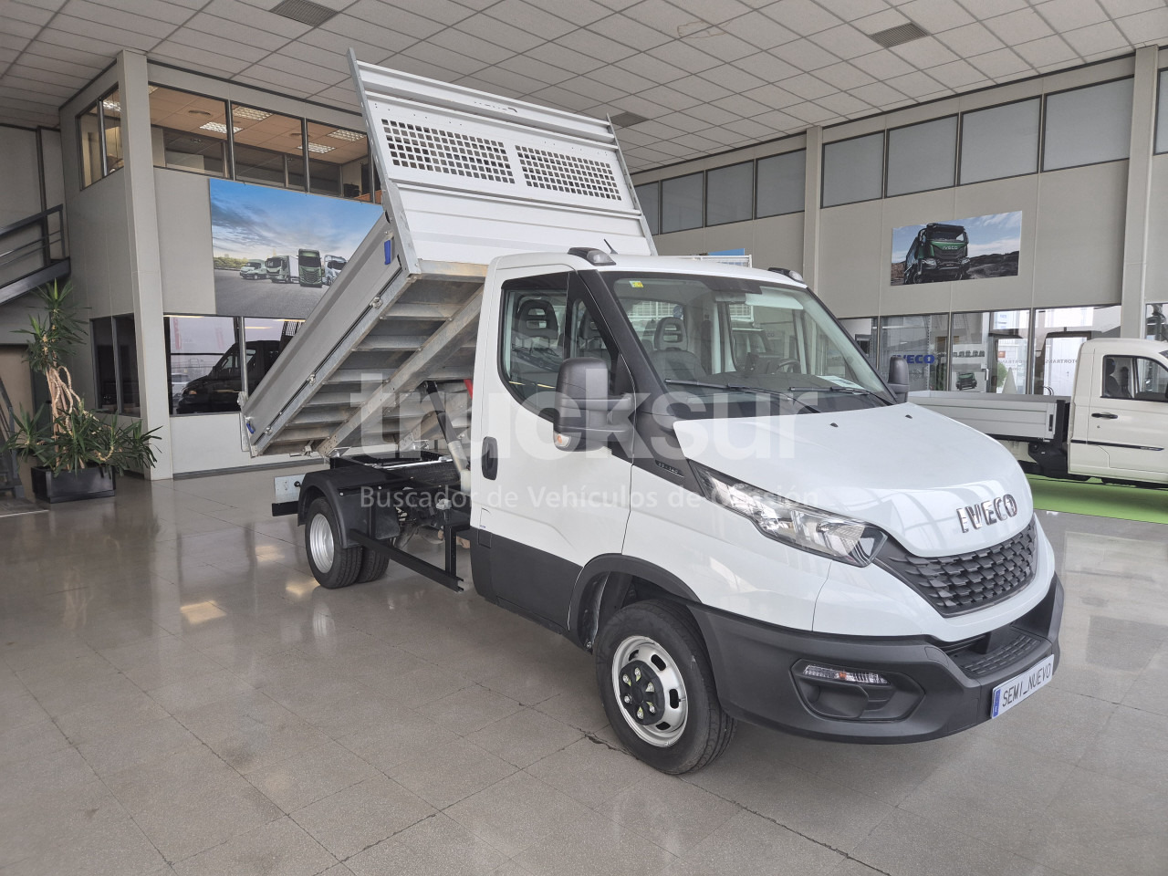IVECO DAILY 35C14H - Tipper van: picture 2 IVECO DAILY 35C14H - Tipper van: picture 2