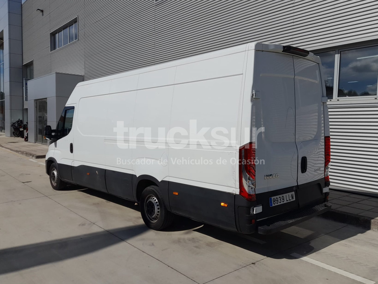 IVECO DAILY 35S16 - Box van: picture 3 IVECO DAILY 35S16 - Box van: picture 3