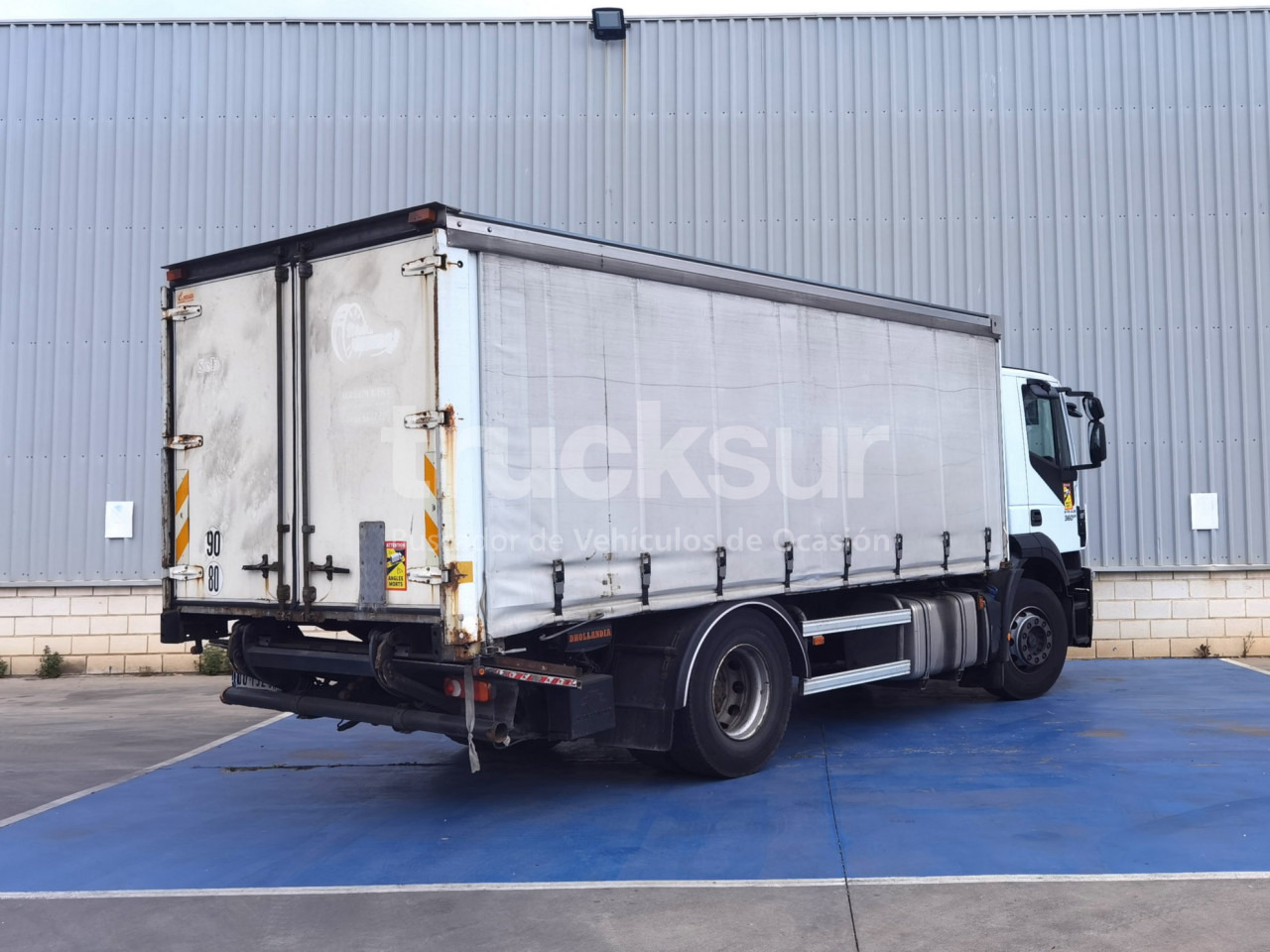 IVECO STRALIS AD190S36 - Curtainsider truck: picture 4 IVECO STRALIS AD190S36 - Curtainsider truck: picture 4