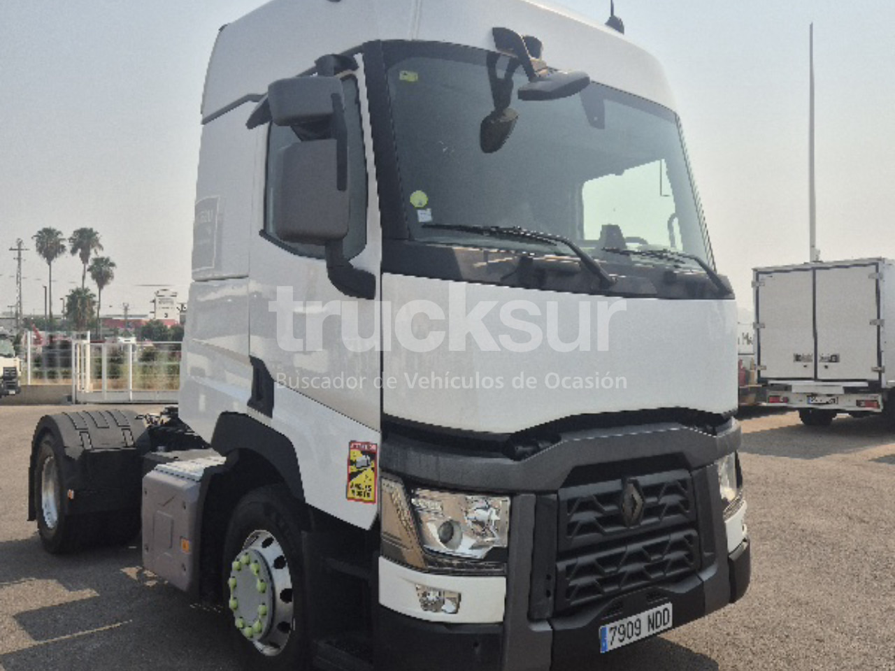 RENAULT T440 SLEEPER CAB - Tractor unit: picture 2 RENAULT T440 SLEEPER CAB - Tractor unit: picture 2