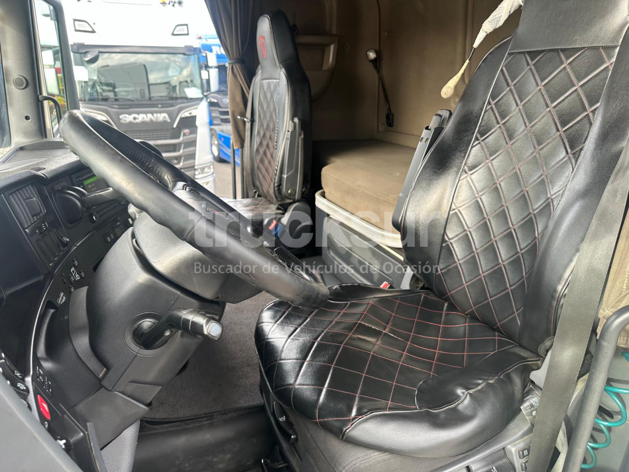 Tractor unit SCANIA R520: picture 7