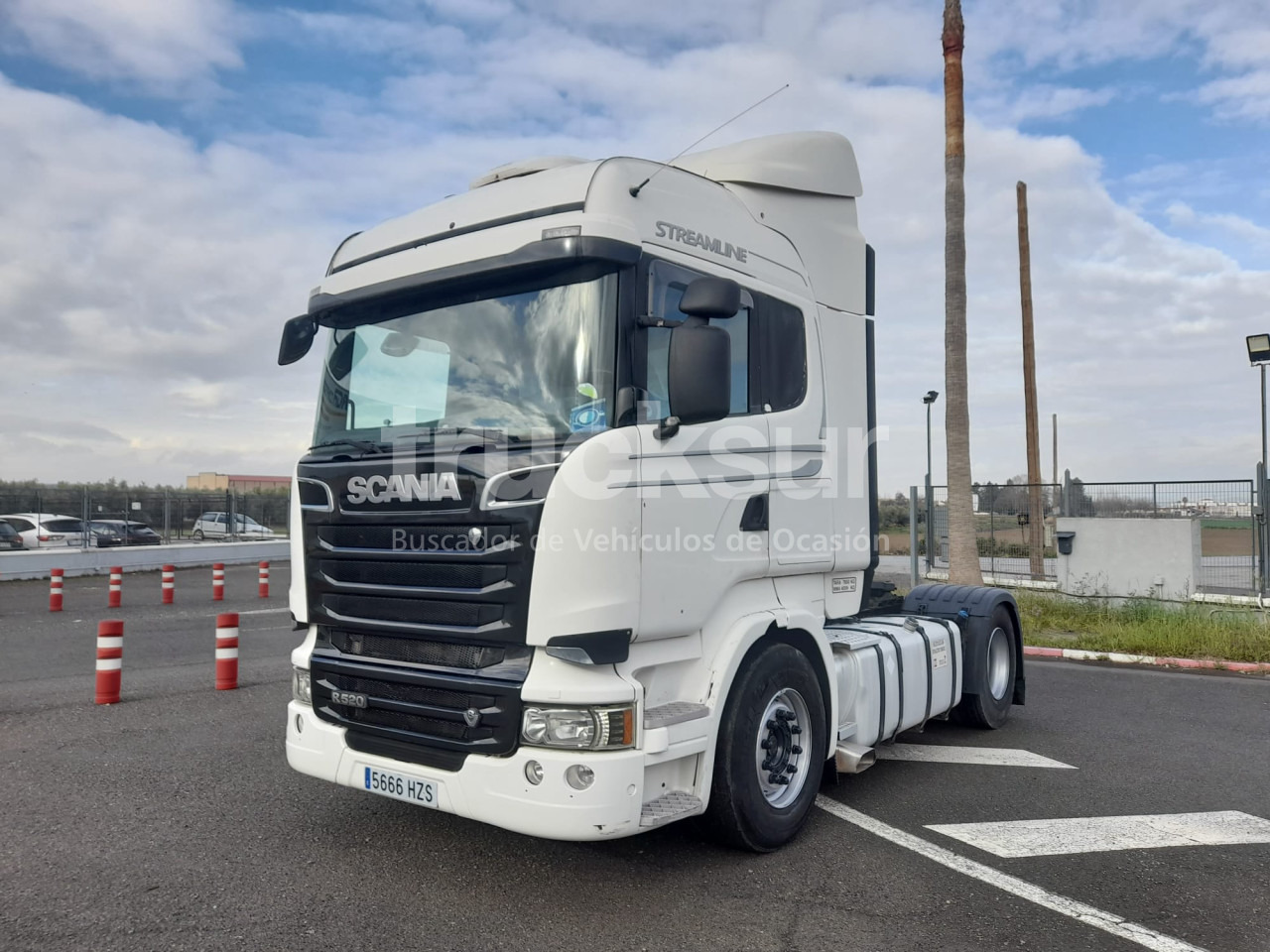 SCANIA R520 - Tractor unit: picture 1 SCANIA R520 - Tractor unit: picture 1