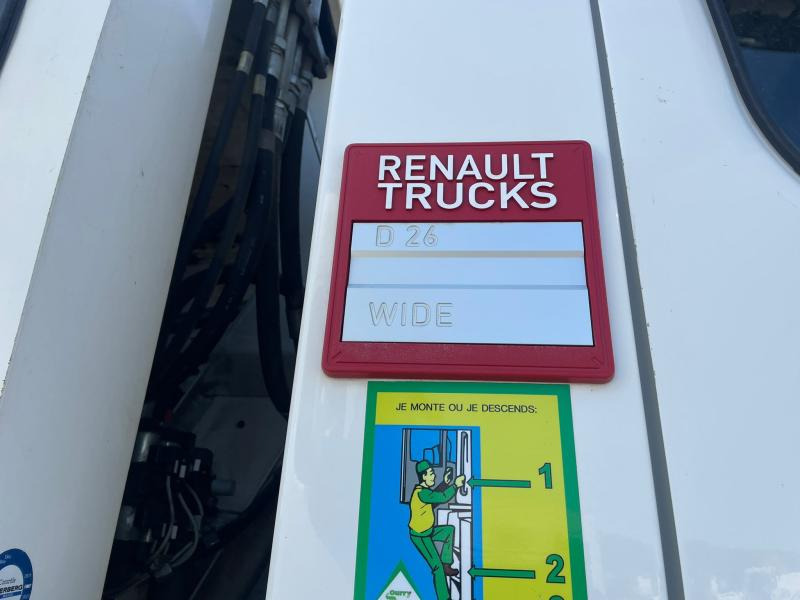 Renault D-Series - Garbage truck: picture 3 Renault D-Series - Garbage truck: picture 3
