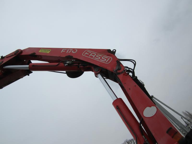 Dropside/ Flatbed truck Renault Kerax 370 DXI: picture 10