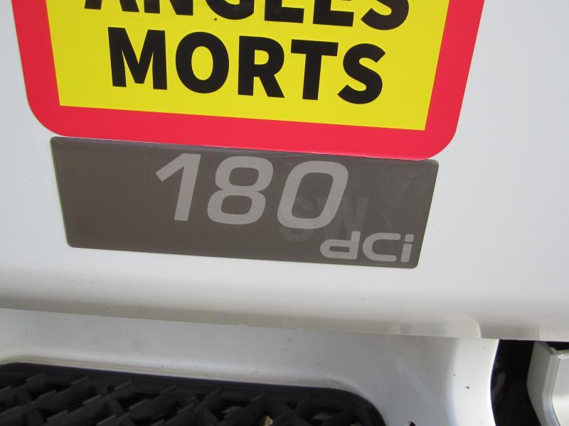Renault Midlum 180 DCI - Curtainsider truck: picture 3 Renault Midlum 180 DCI - Curtainsider truck: picture 3