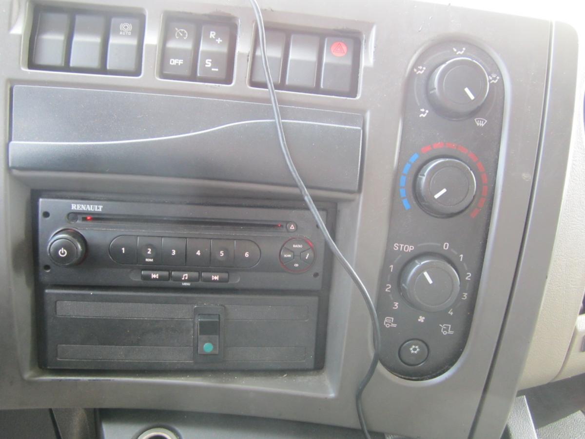 Box truck Renault Midlum 280 DXI: picture 10 Box truck Renault Midlum 280 DXI: picture 10