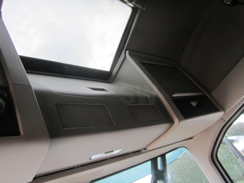 Tractor unit Volvo FH 540: picture 21