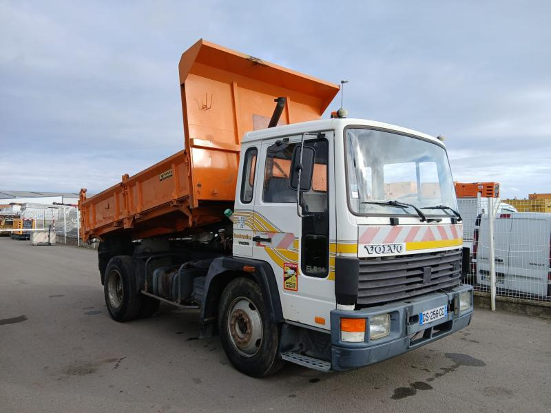 Volvo FL 614 - Tipper: picture 4 Volvo FL 614 - Tipper: picture 4