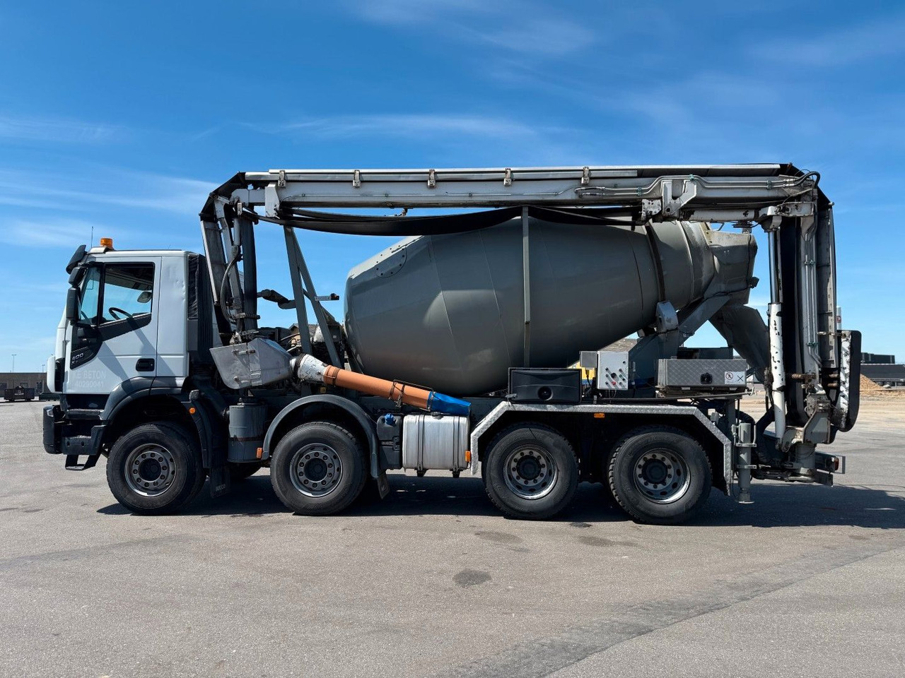 Iveco X-Way 400 8x4 Imer LT8XL Belt LT1601 - Concrete mixer truck: picture 5 Iveco X-Way 400 8x4 Imer LT8XL Belt LT1601 - Concrete mixer truck: picture 5