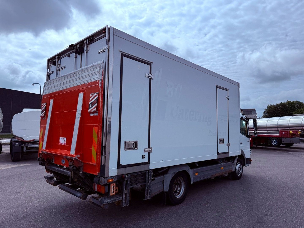 Mercedes-Benz Atego 1018 4x2 Carrier Supra 750 Mt - Refrigerator truck: picture 3 Mercedes-Benz Atego 1018 4x2 Carrier Supra 750 Mt - Refrigerator truck: picture 3