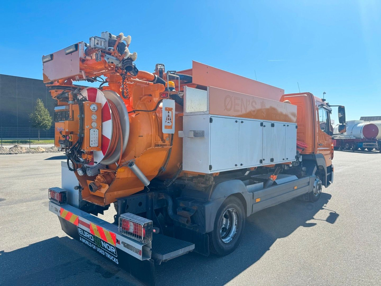 Mercedes-Benz Atego 1223 4x2 Euro 6 Cityflex 204 - Vacuum truck: picture 3 Mercedes-Benz Atego 1223 4x2 Euro 6 Cityflex 204 - Vacuum truck: picture 3