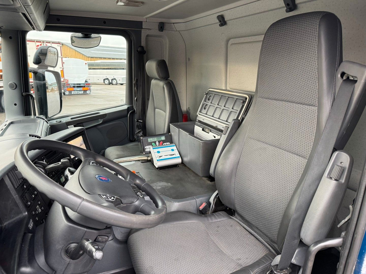 Scania P320 6x2*4 Euro 6 NTM 21 m3 - Garbage truck: picture 5 Scania P320 6x2*4 Euro 6 NTM 21 m3 - Garbage truck: picture 5