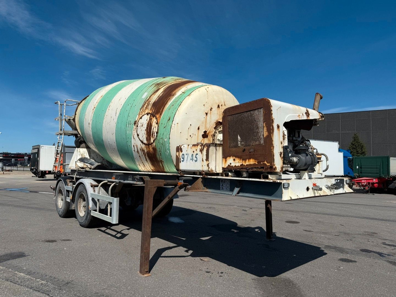 Le Cinena 12 m2 Baruval 2 axle Concrete trailer Lecinena 12 m3 Baruval 2 achse Beton/Concrete mixer - Semi-trailer: picture 2 Le Cinena 12 m2 Baruval 2 axle Concrete trailer Lecinena 12 m3 Baruval 2 achse Beton/Concrete mixer - Semi-trailer: picture 2