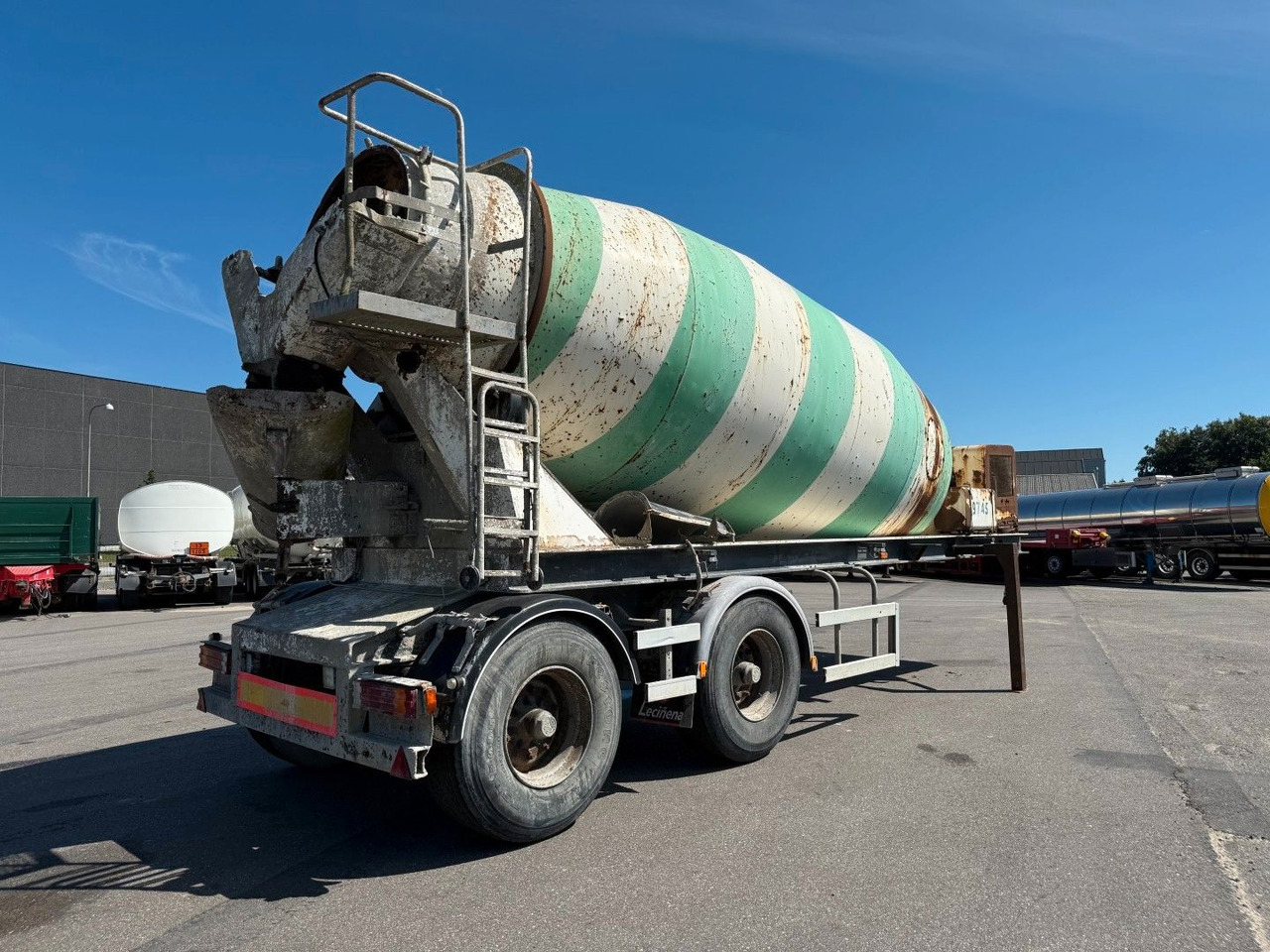 Le Cinena 12 m2 Baruval 2 axle Concrete trailer Lecinena 12 m3 Baruval 2 achse Beton/Concrete mixer - Semi-trailer: picture 3 Le Cinena 12 m2 Baruval 2 axle Concrete trailer Lecinena 12 m3 Baruval 2 achse Beton/Concrete mixer - Semi-trailer: picture 3