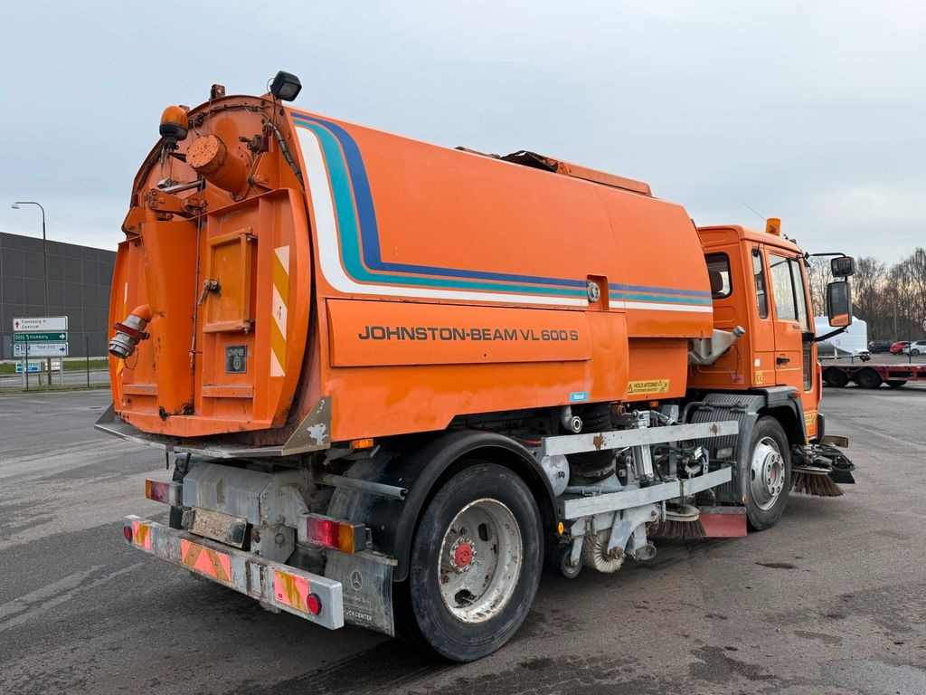 Volvo FL615 Johnston-Beam JB 600 Road Sweeper - Road sweeper: picture 3 Volvo FL615 Johnston-Beam JB 600 Road Sweeper - Road sweeper: picture 3