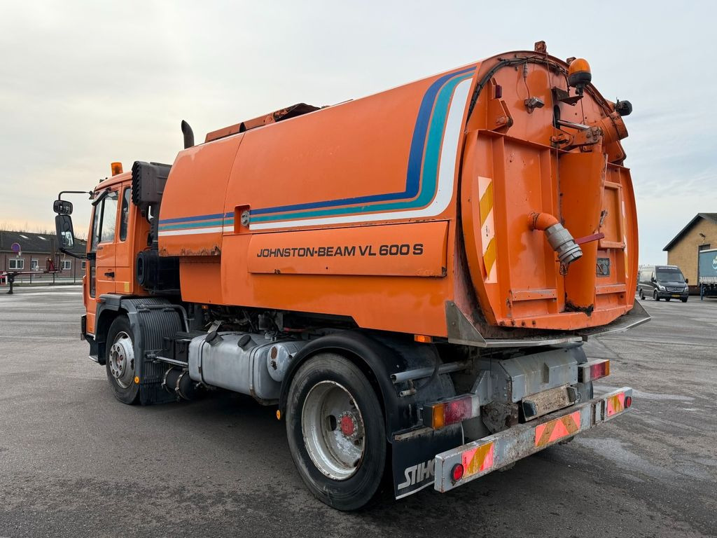 Volvo FL615 Johnston-Beam JB 600 Road Sweeper - Road sweeper: picture 4 Volvo FL615 Johnston-Beam JB 600 Road Sweeper - Road sweeper: picture 4