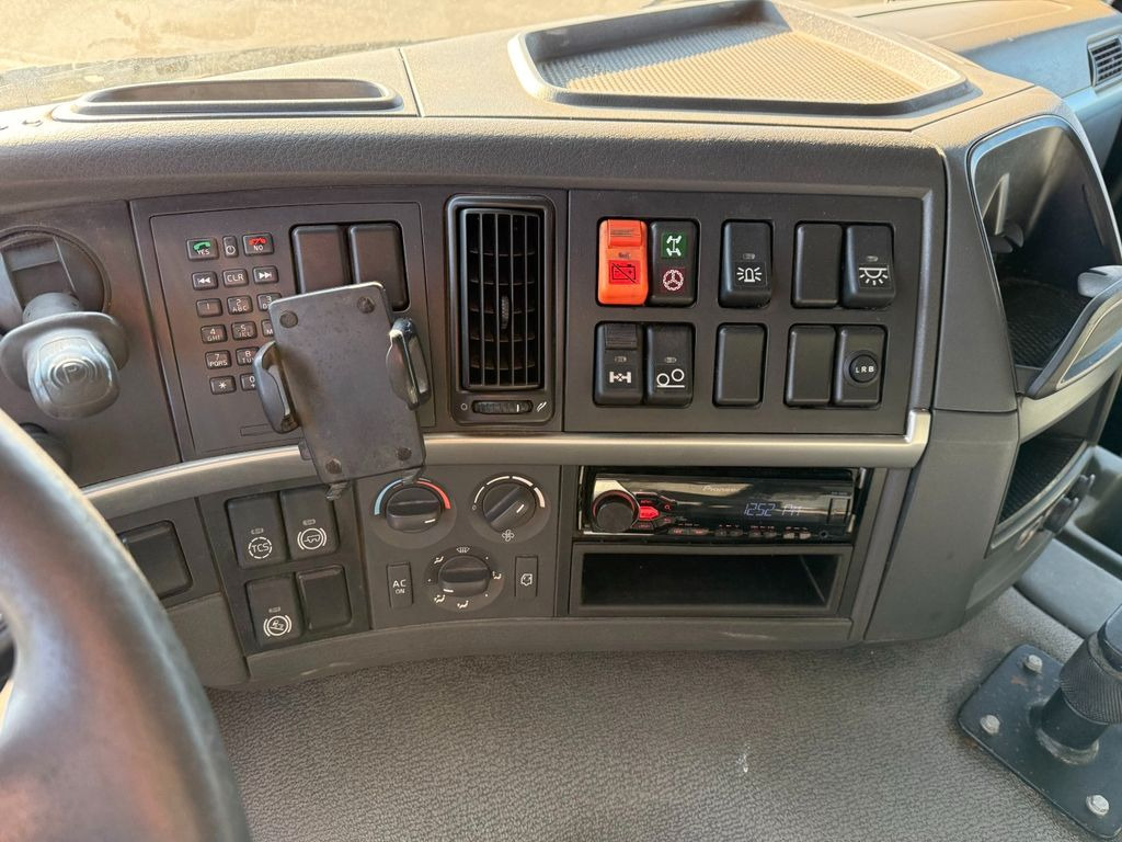 Tank truck Volvo FM460 8x2*6 24.000 l. ADR Tank Volvo FM460 8x2*6 24.000 l. ADR Tanktruck: picture 16