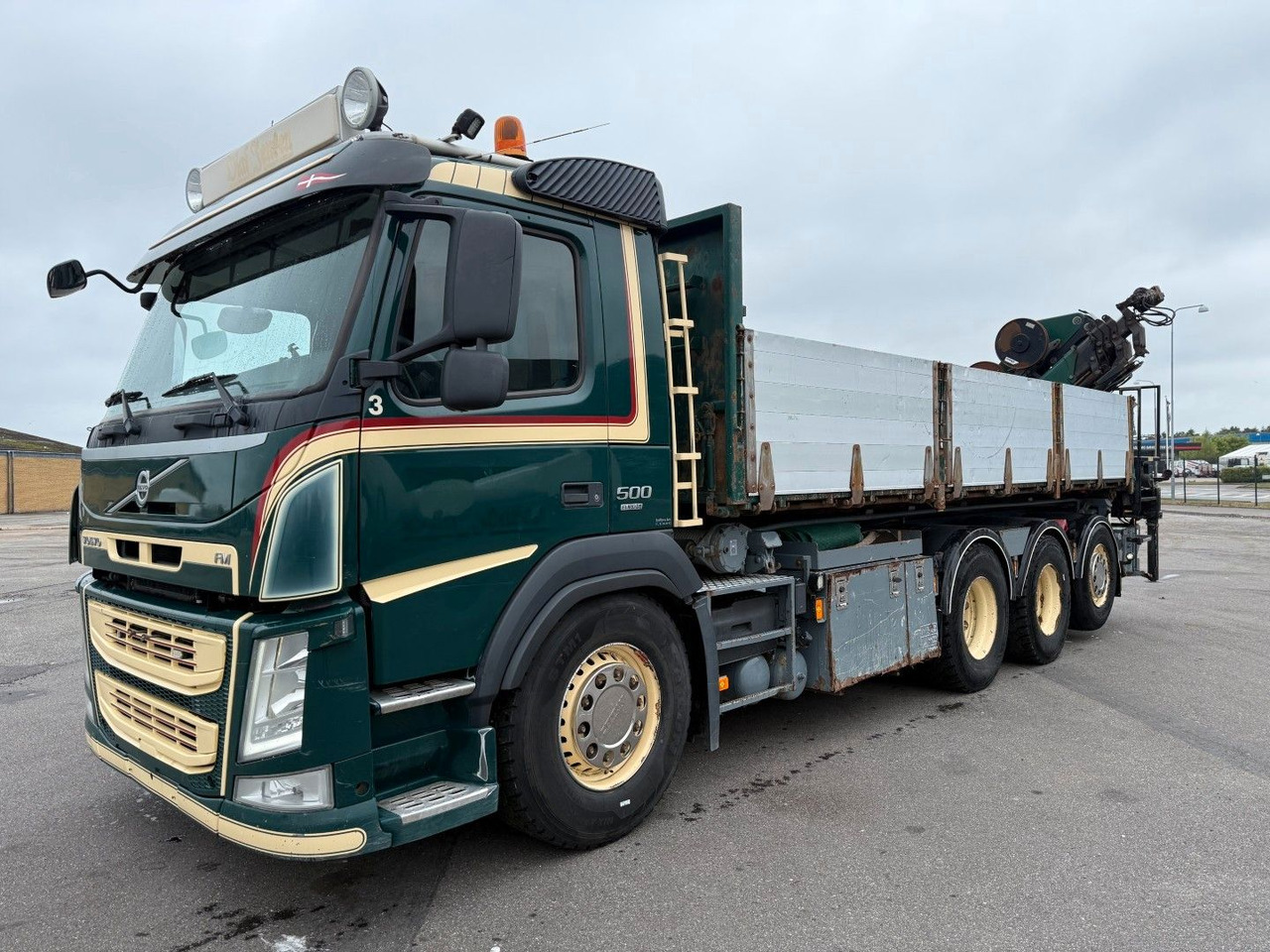 Tipper, Crane truck Volvo FM500 8x4*4 Tipper / Crane HMF2620-K5: picture 11