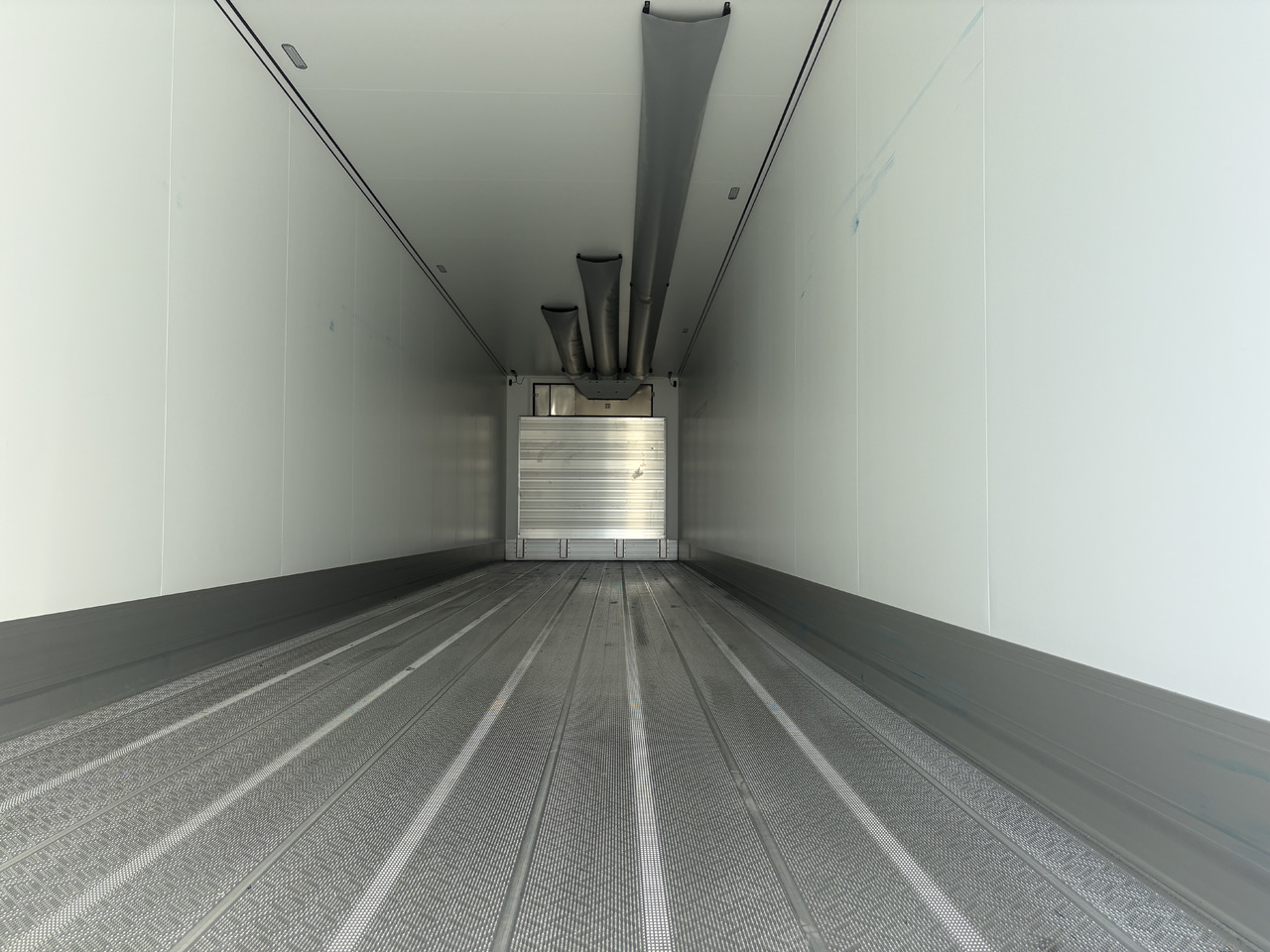 Schmitz Cargobull - Refrigerator semi-trailer: picture 5 Schmitz Cargobull - Refrigerator semi-trailer: picture 5