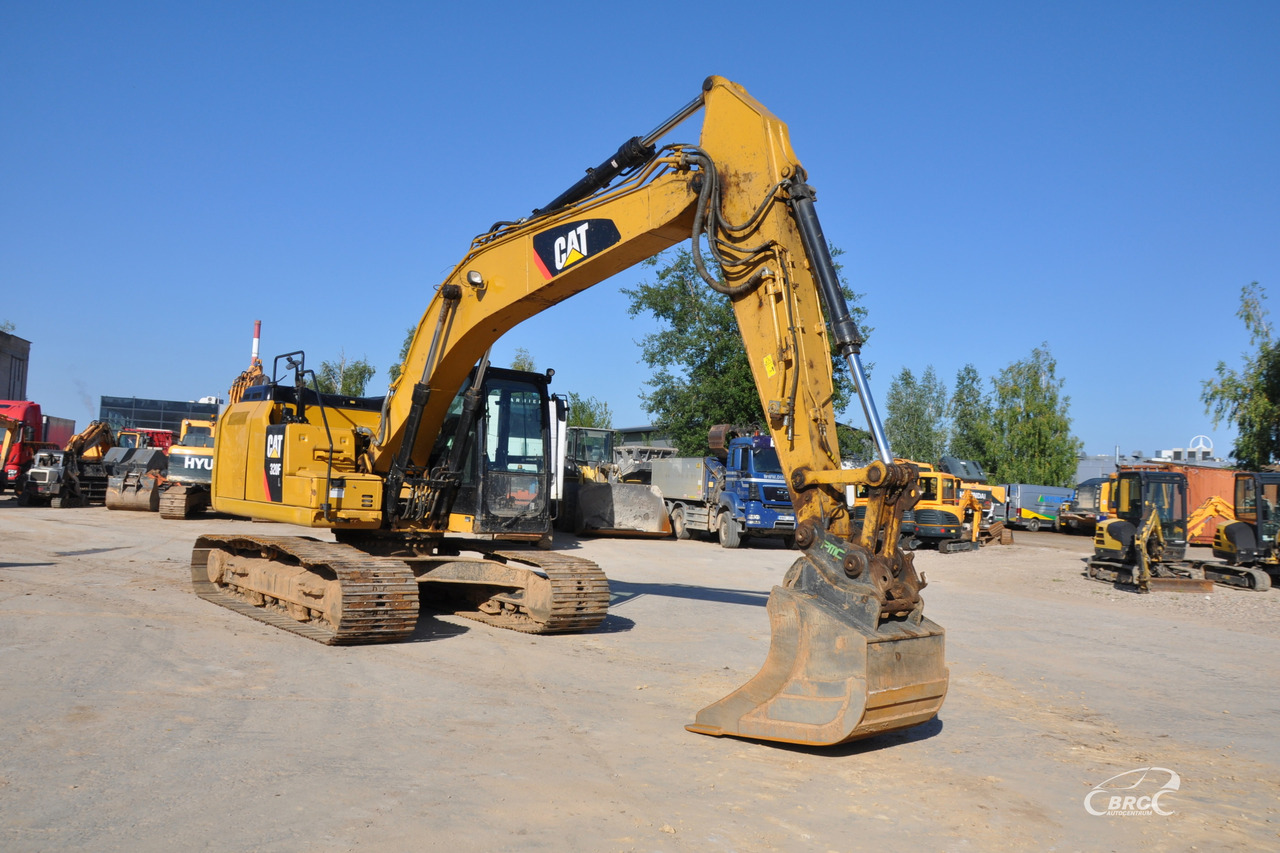 Caterpillar 320 - Crawler excavator: picture 2 Caterpillar 320 - Crawler excavator: picture 2