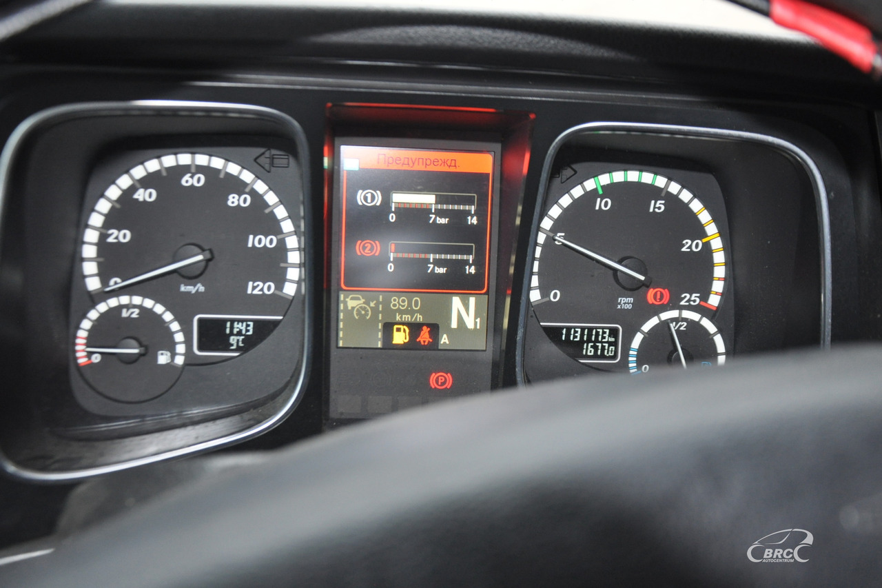 Tractor unit Mercedes-Benz Actros: picture 16