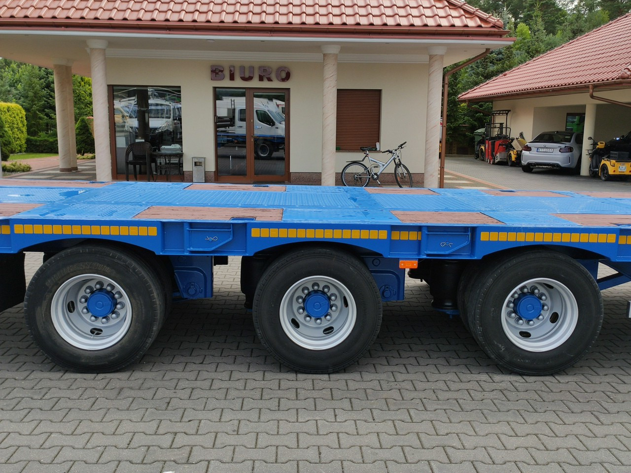 Low loader semi-trailer Bodex Poszerzana: picture 13