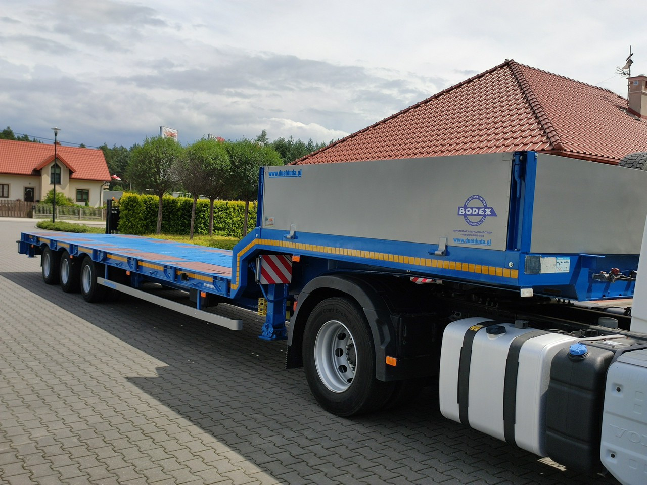 Low loader semi-trailer Bodex Poszerzana: picture 6