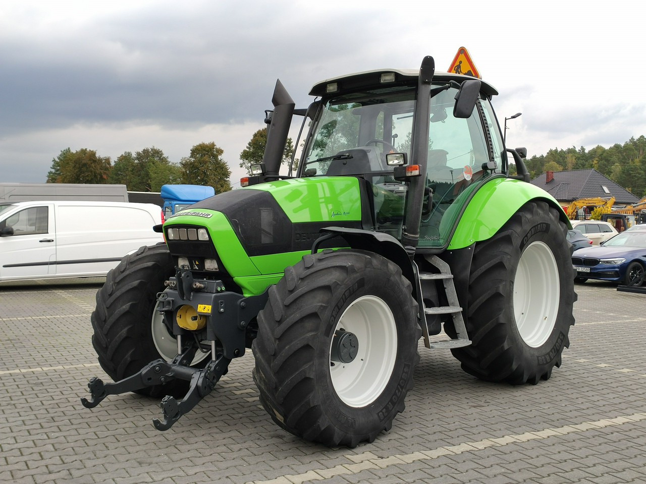 Deutz Fahr Agrotron M620 4x4 Przedni Tuz Wałek W.O.M Wyjścia do Przyczepy - Farm tractor: picture 1 Deutz Fahr Agrotron M620 4x4 Przedni Tuz Wałek W.O.M Wyjścia do Przyczepy - Farm tractor: picture 1