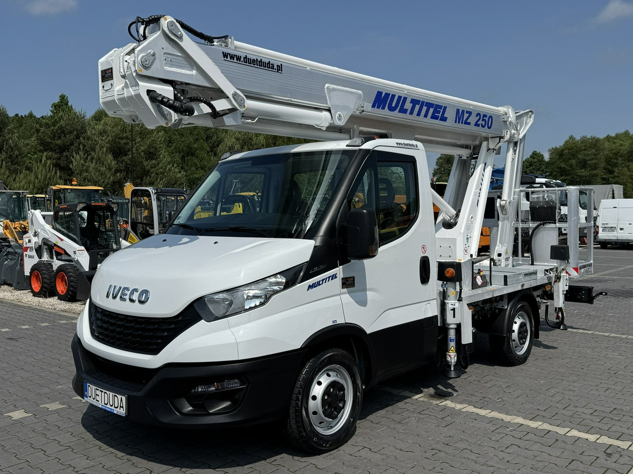Iveco Daily 35S14 - Truck mounted aerial platform: picture 2 Iveco Daily 35S14 - Truck mounted aerial platform: picture 2