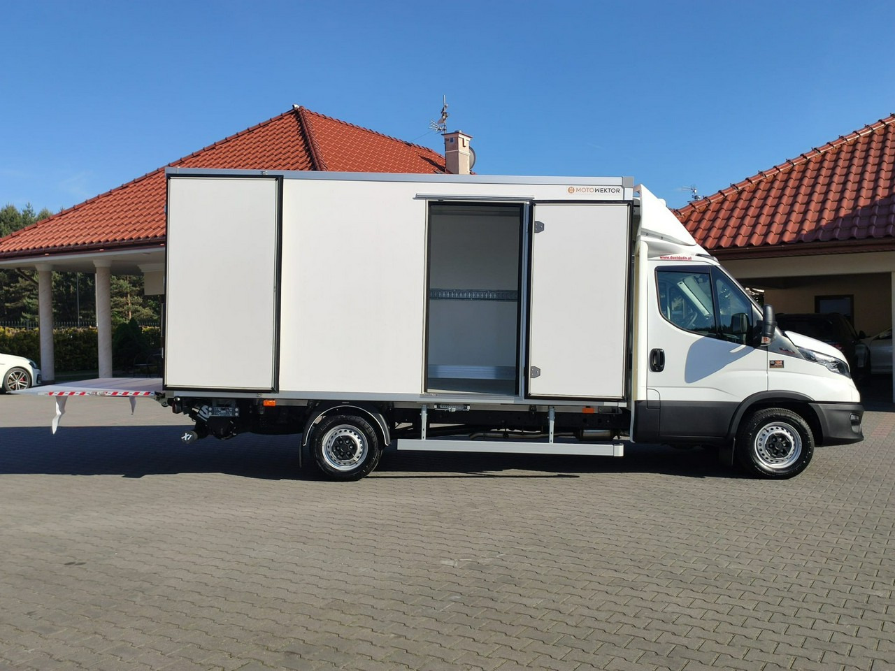 Iveco Daily 35S16 V - Refrigerated van: picture 5 Iveco Daily 35S16 V - Refrigerated van: picture 5