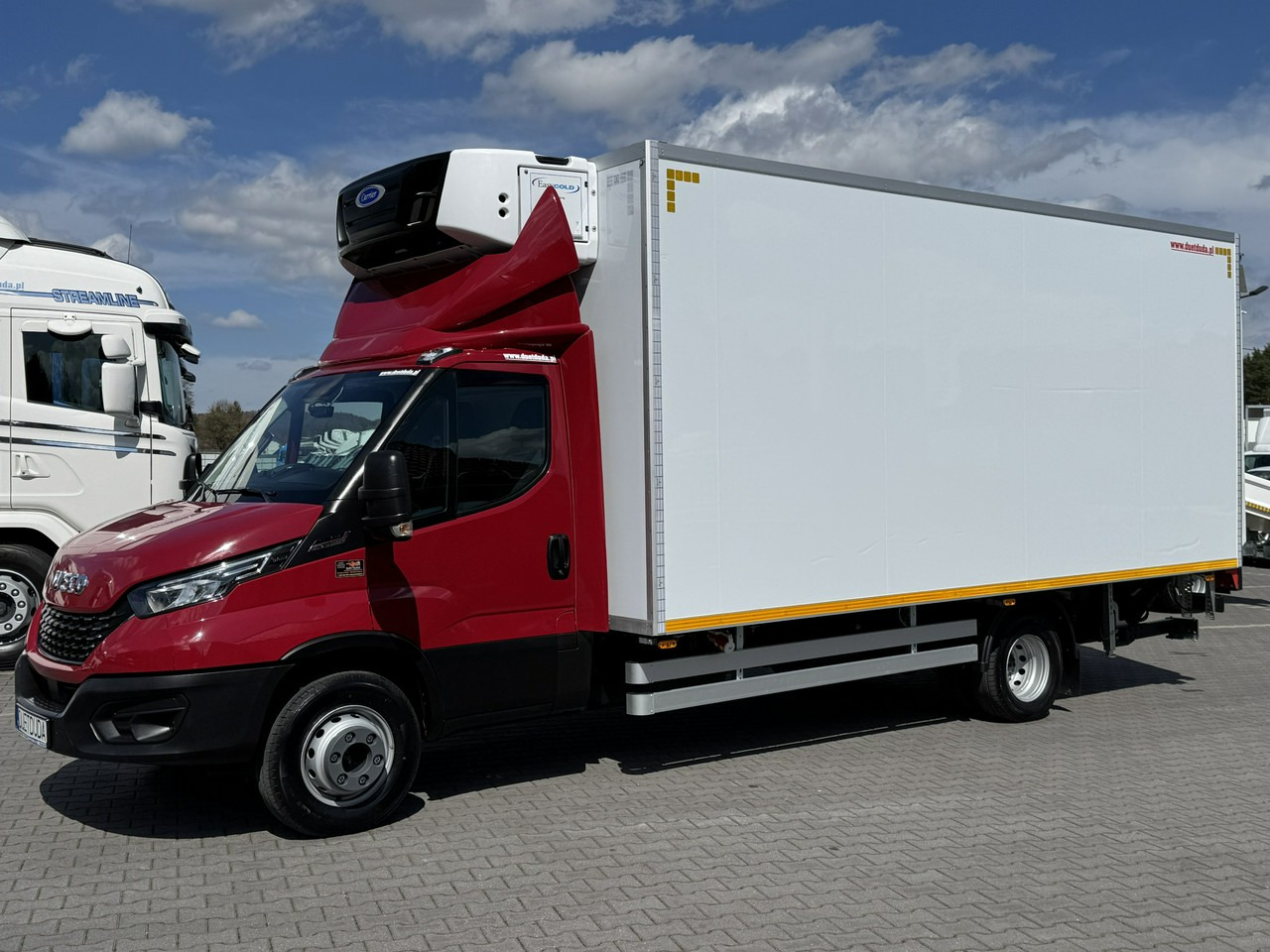 Iveco Daily 72C21 Mroźnia HI-MATIC Ściana Grodziowa Multitemperatura - Refrigerated van: picture 2 Iveco Daily 72C21 Mroźnia HI-MATIC Ściana Grodziowa Multitemperatura - Refrigerated van: picture 2