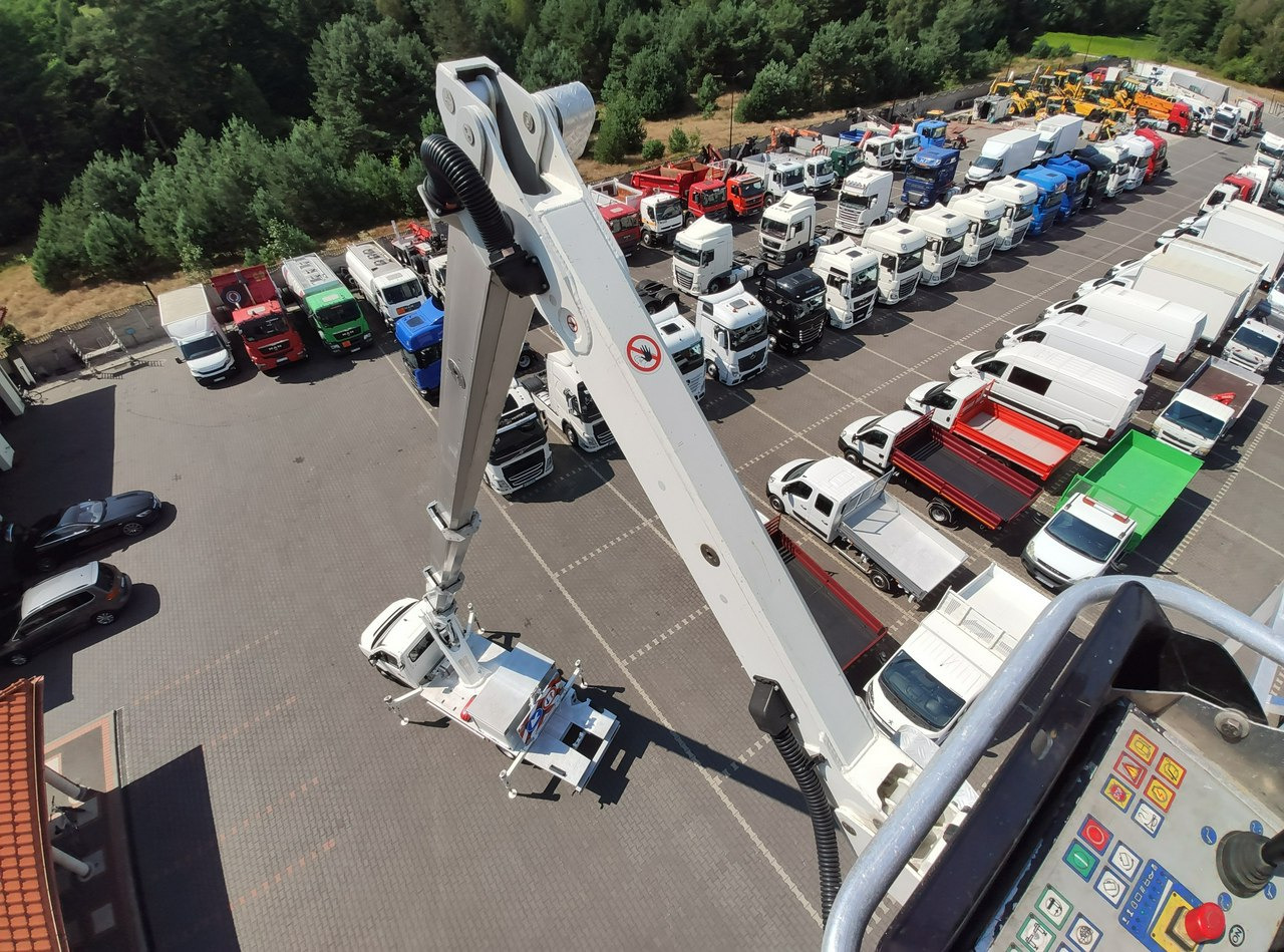 Iveco Volkswagen Crafter 4x4 Zwyżka 21m Palfinger P210BK JIP-Ogon udt - Truck mounted aerial platform: picture 3 Iveco Volkswagen Crafter 4x4 Zwyżka 21m Palfinger P210BK JIP-Ogon udt - Truck mounted aerial platform: picture 3