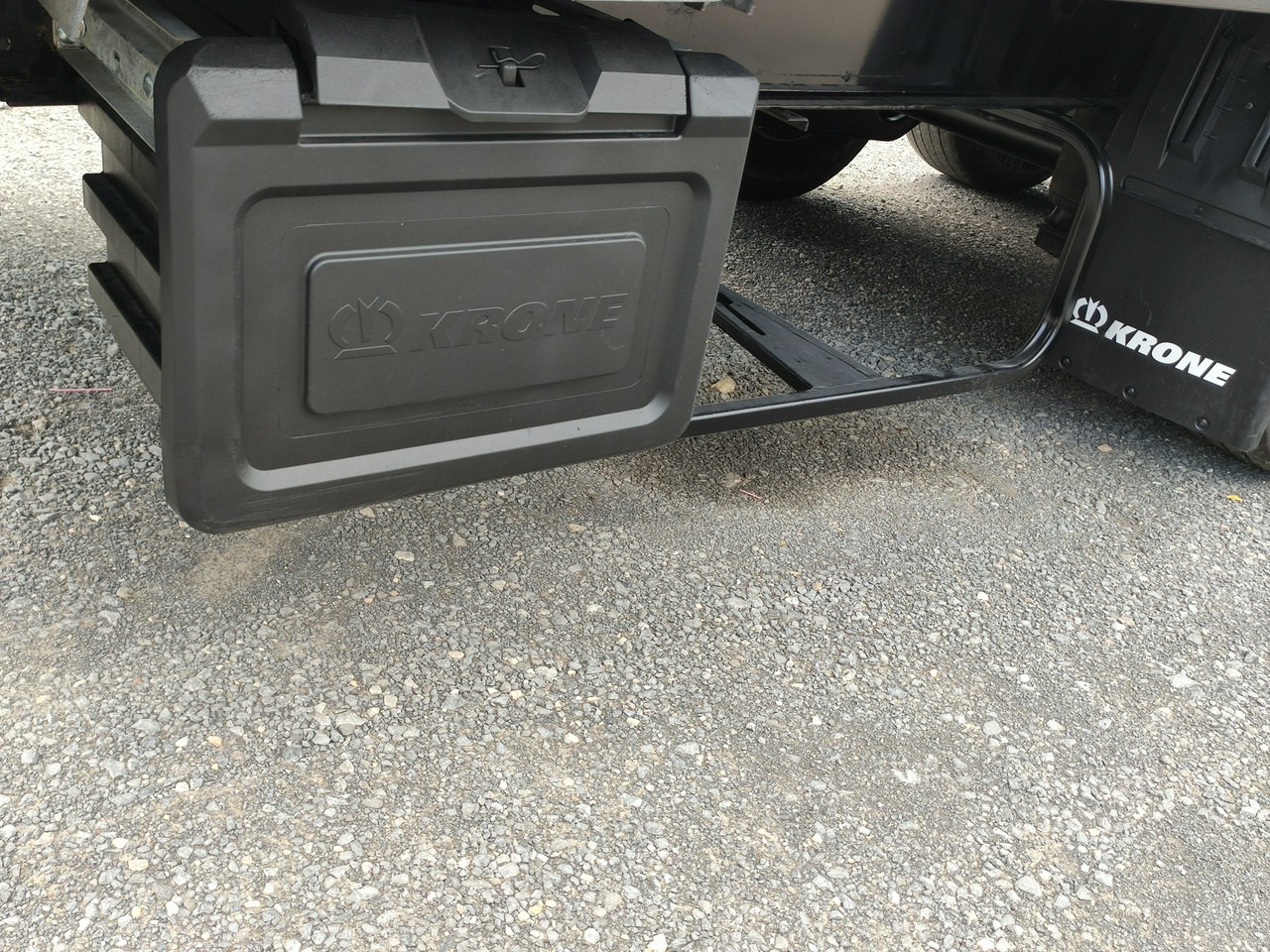 Curtainsider semi-trailer Krone Standard OŚ Podnoszona SAF 2017r: picture 20