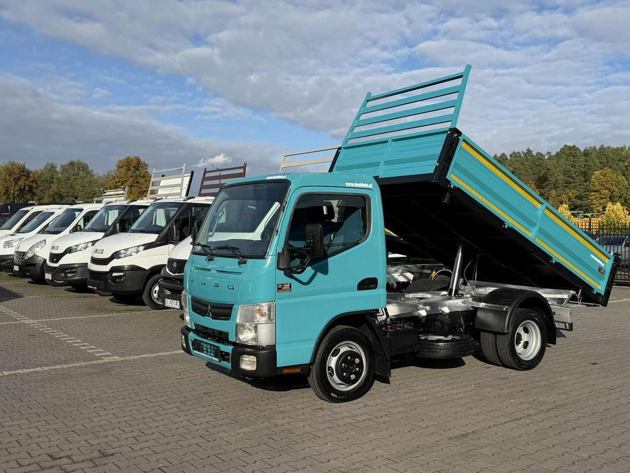 Mitsubishi Canter - Tipper van: picture 1 Mitsubishi Canter - Tipper van: picture 1