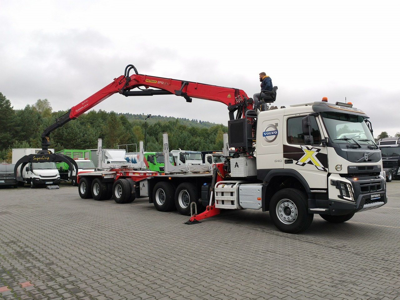 Volvo FMX 540 6x4 RETARDER PALFORET EPSILON S300L Do Drewna - Timber truck: picture 4 Volvo FMX 540 6x4 RETARDER PALFORET EPSILON S300L Do Drewna - Timber truck: picture 4