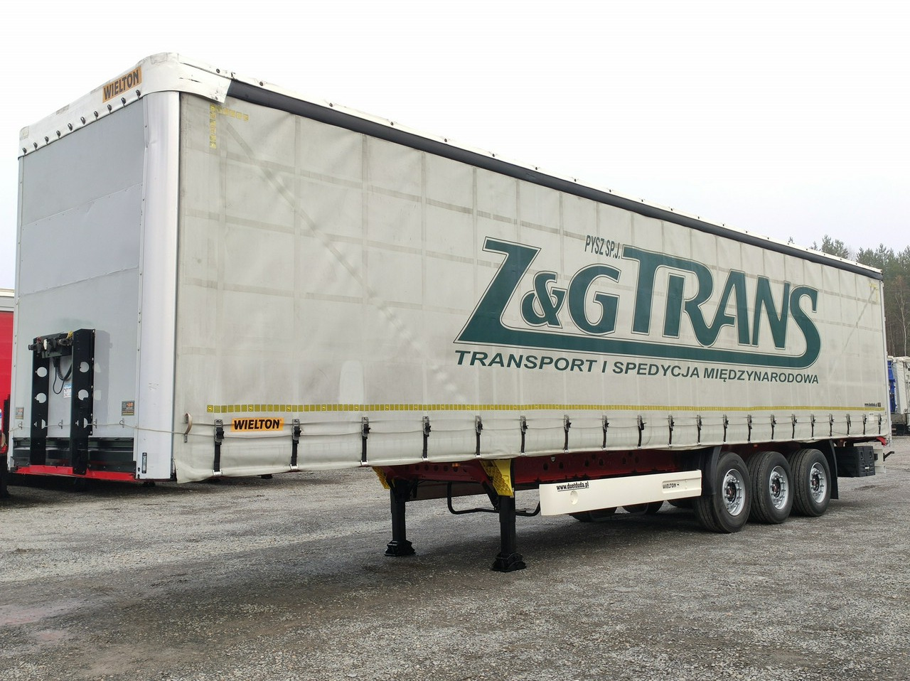 Wielton Standard Osie SAF - Curtainsider semi-trailer: picture 3 Wielton Standard Osie SAF - Curtainsider semi-trailer: picture 3